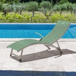 Transat Samba Pliable Et Empilable Vert Olive Hespéride -Ledepot Mobilier Magasin transat samba vert olive hesperide 1 2